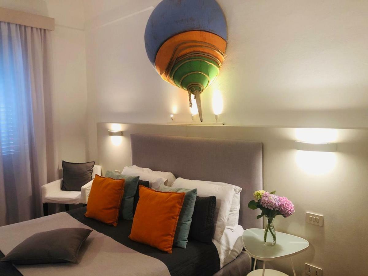 B&B Antichi Colori ชีนิซี ภายนอก รูปภาพ